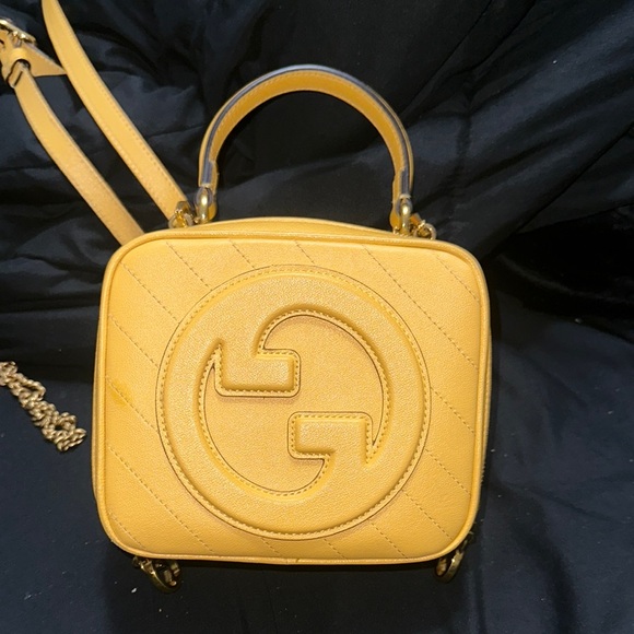 Gucci Yellow Mini Bag with Iconic GG Logo - Picture 1 of 6
